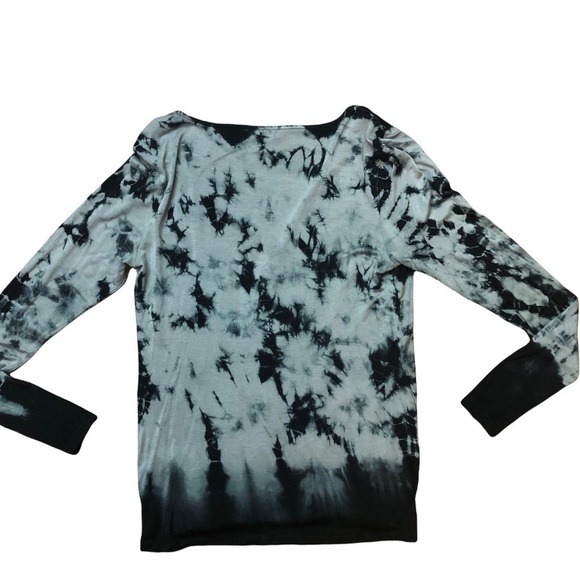 Tie Dye Cross-front Top by Rock & Republic - Picture 10 of 11